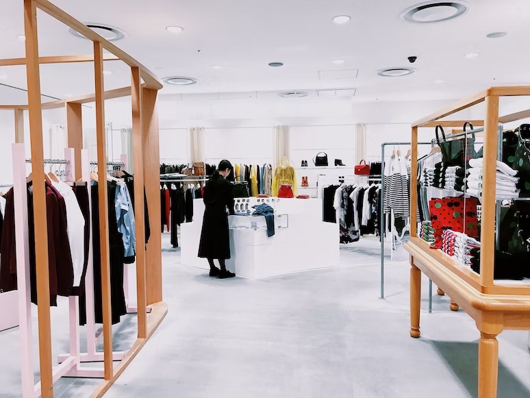 Everything You Need To Know About Shopping In Warsaw - Bounce